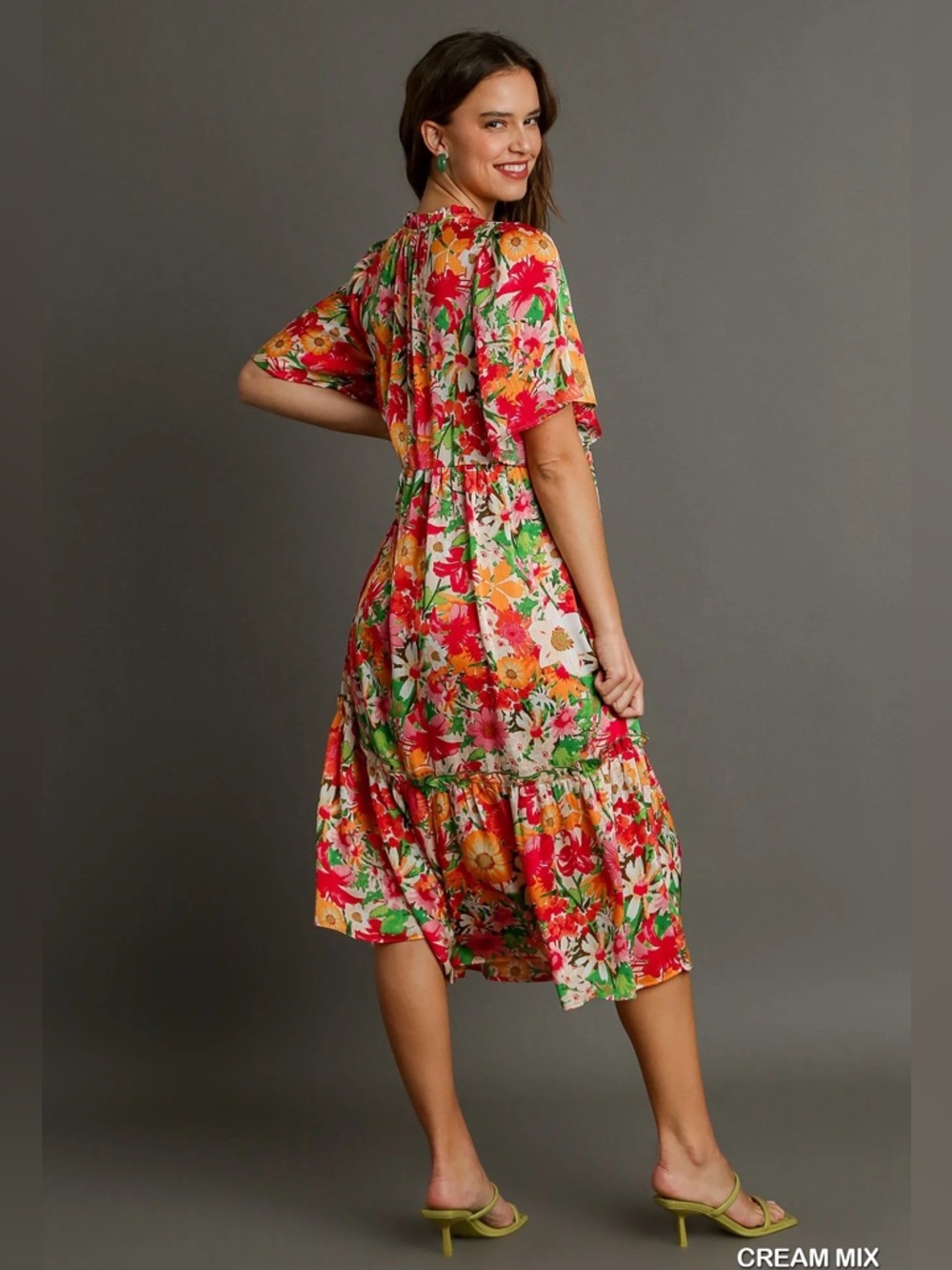 Umgee Cream Pink Floral Satin Ruffle Short Flutter Sleeve Midi Dress size Large - Picture 3 of 8